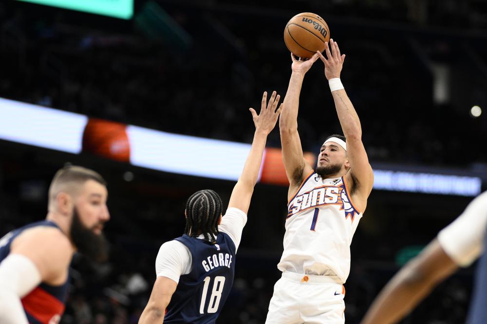 五中迎来更 五中迎来更